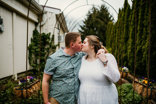 The Inn at Leola Village Engagement Photos