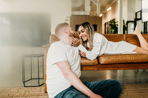 intimate couple poses