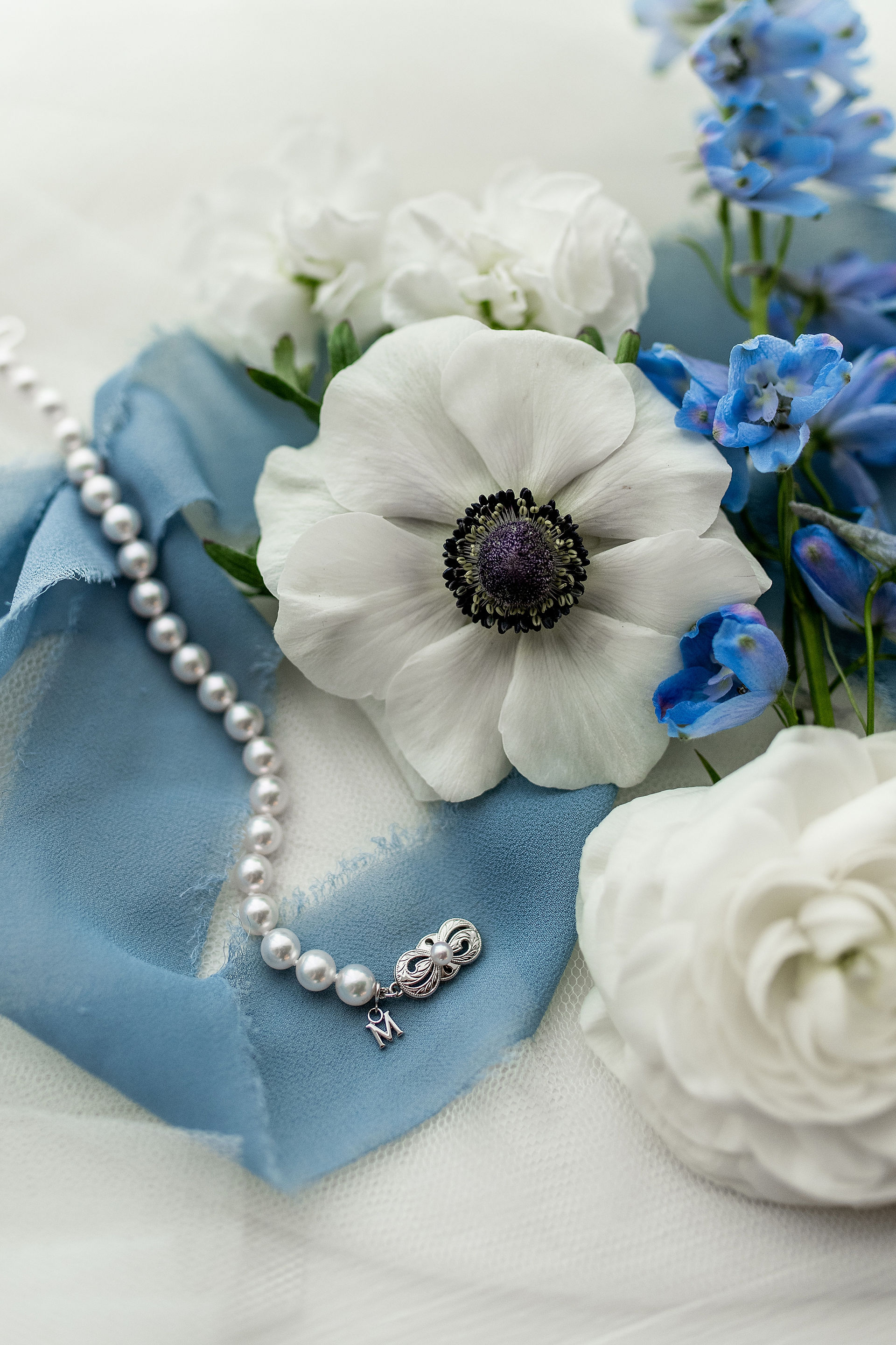 Blue and White Wedding Details