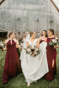 Bridesmaids at Spring Valley Farms
