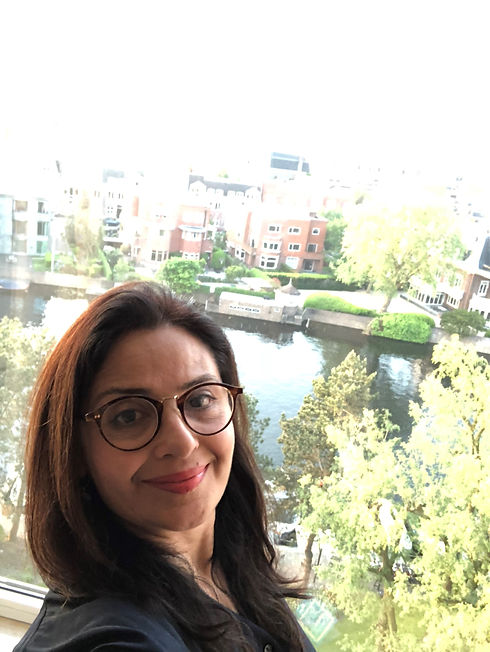 Profile photo_edited.jpg