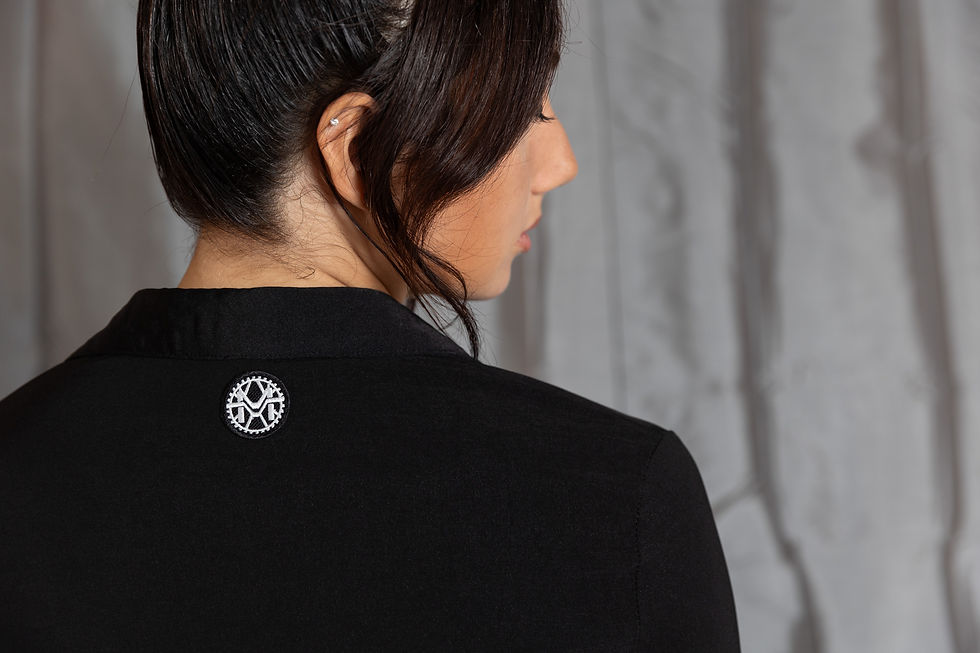 Thumbnail: MV WOMEN'S SHIRT WITH KNOT