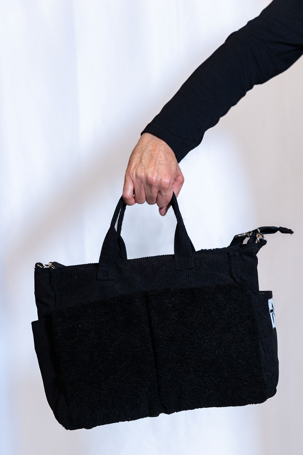 Thumbnail: MV SUEDE AND ECO-FUR BAG