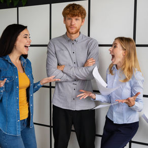 El impacto del "chisme" en el clima organizacional.