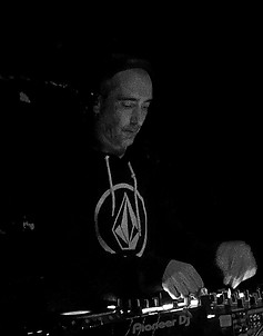 Photo 13-11-23 21 30 02_edited.jpg