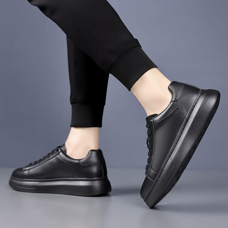 Thumbnail: Genuine leather men's board shoes New Comfort Brand Styles Black and white Thick