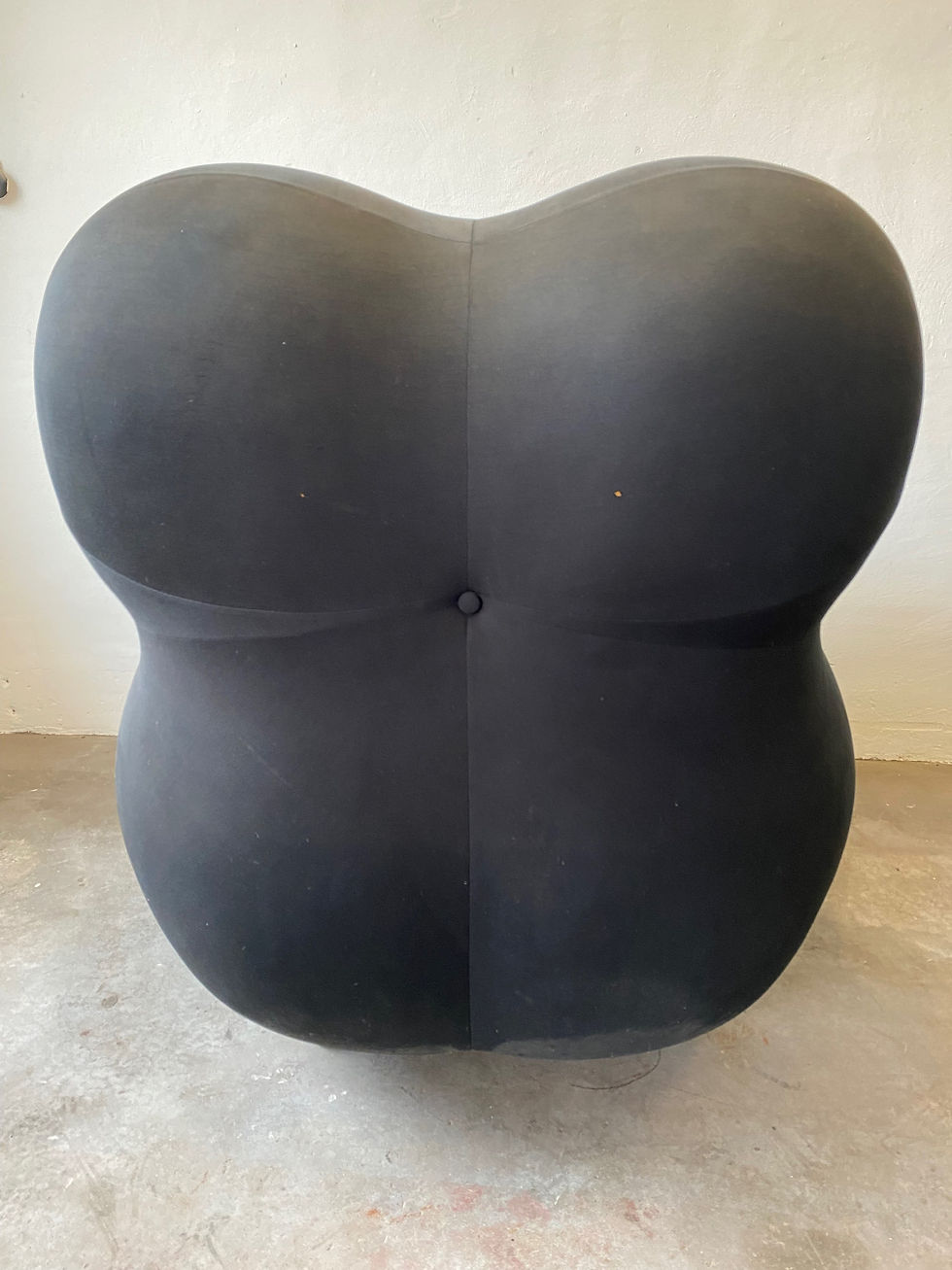 Thumbnail: B & B Italia Gaetano Pesce Sessel UP5 frühe Ausführung in schwarz