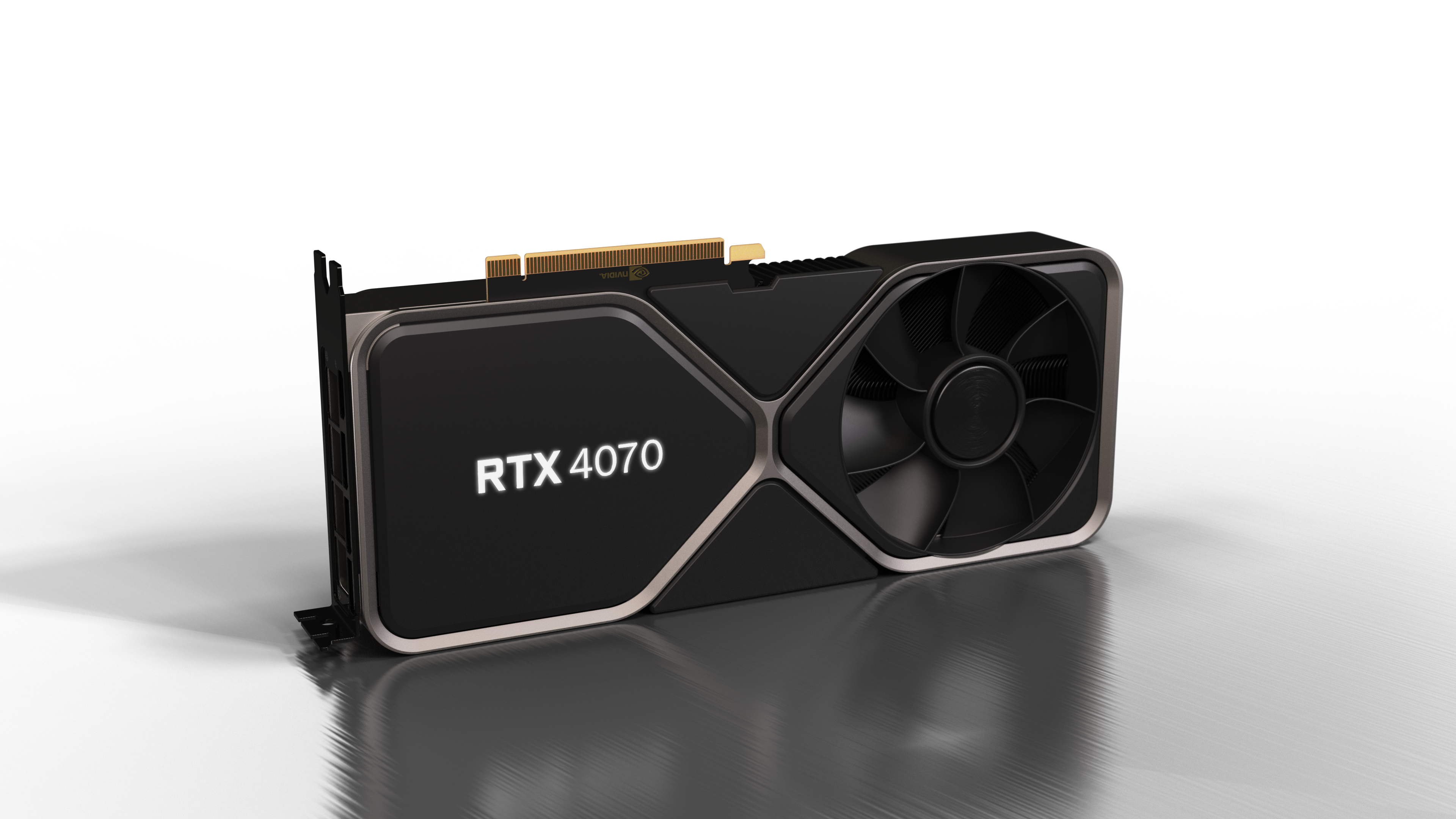 RTX_4070_22-10-18_Hero_Iso_Front_L_580.5.png