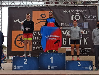 Estanislao Lorencio y Paloma Sánchez, ganadores del XII Duatlón Ciudad de Yecla