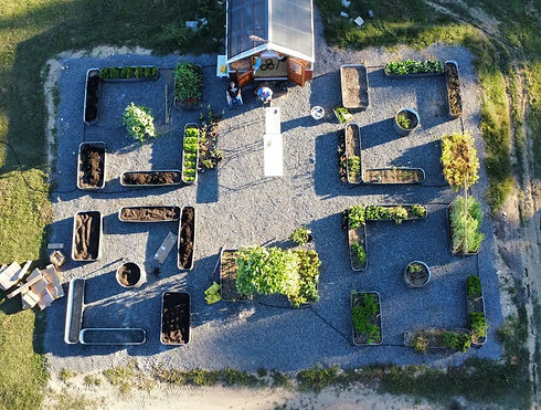 kitchen garden :: ironspring orchard