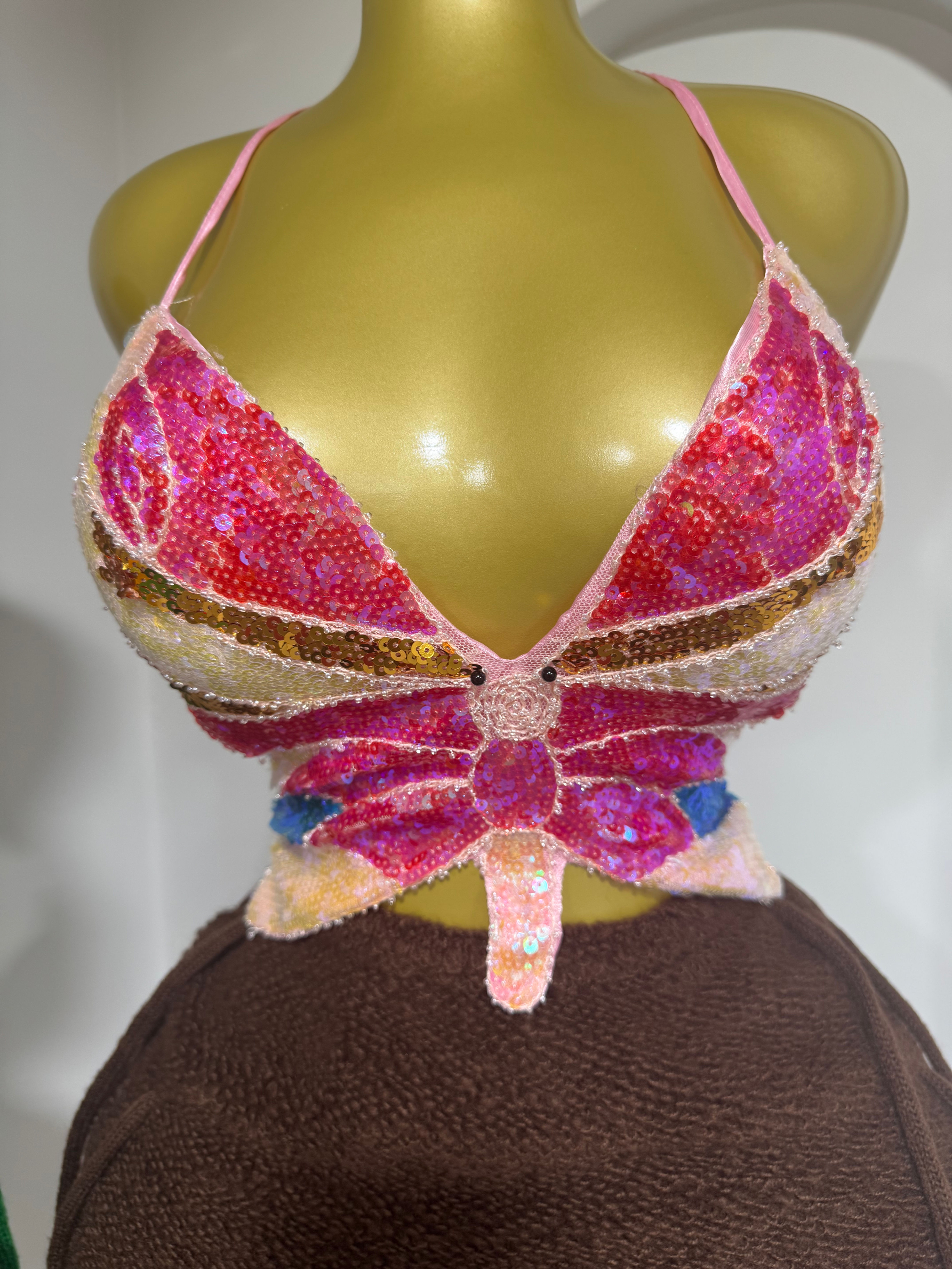 Butterfly top