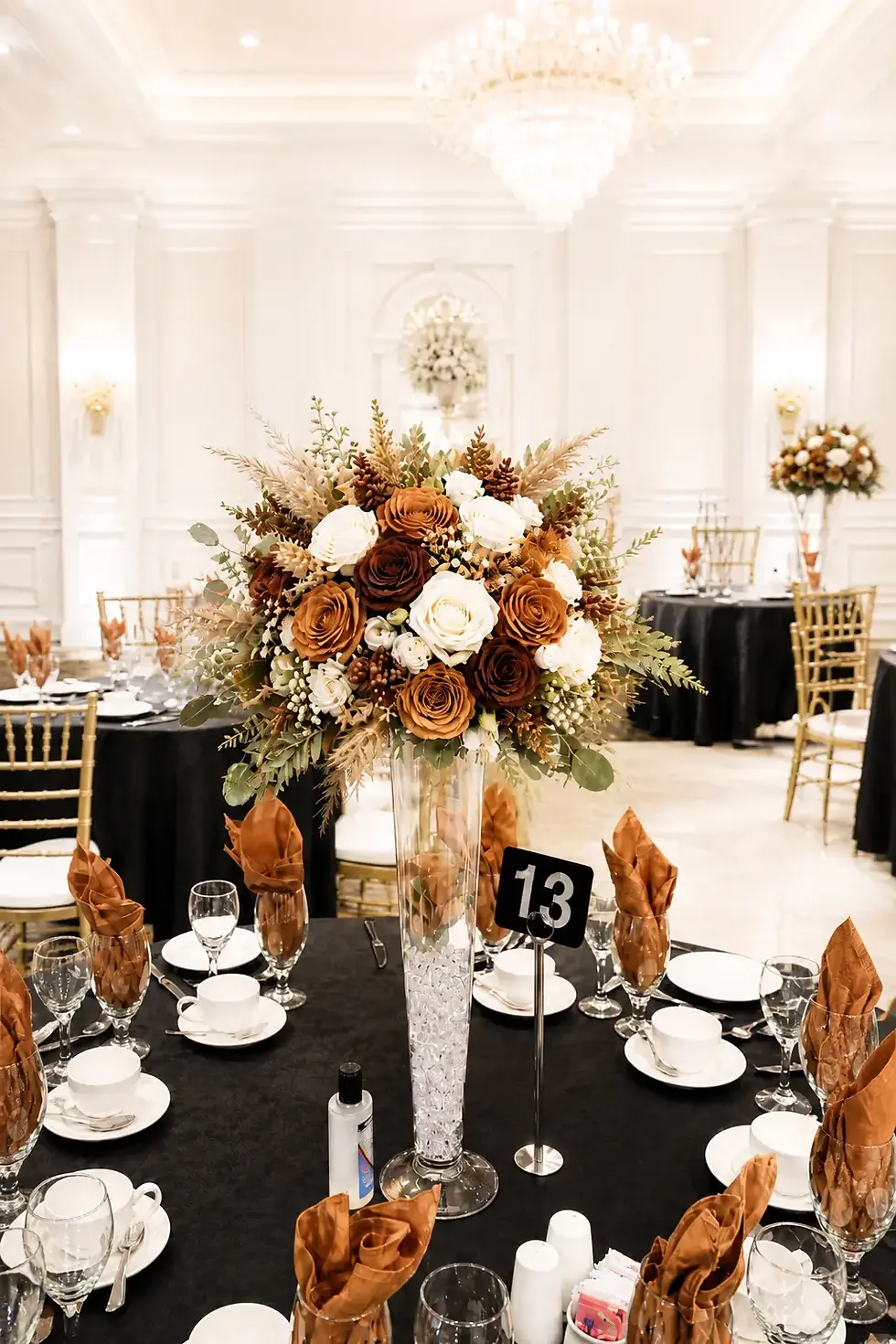 floral-decor-terracota-for-wedding-decor-edmonton
