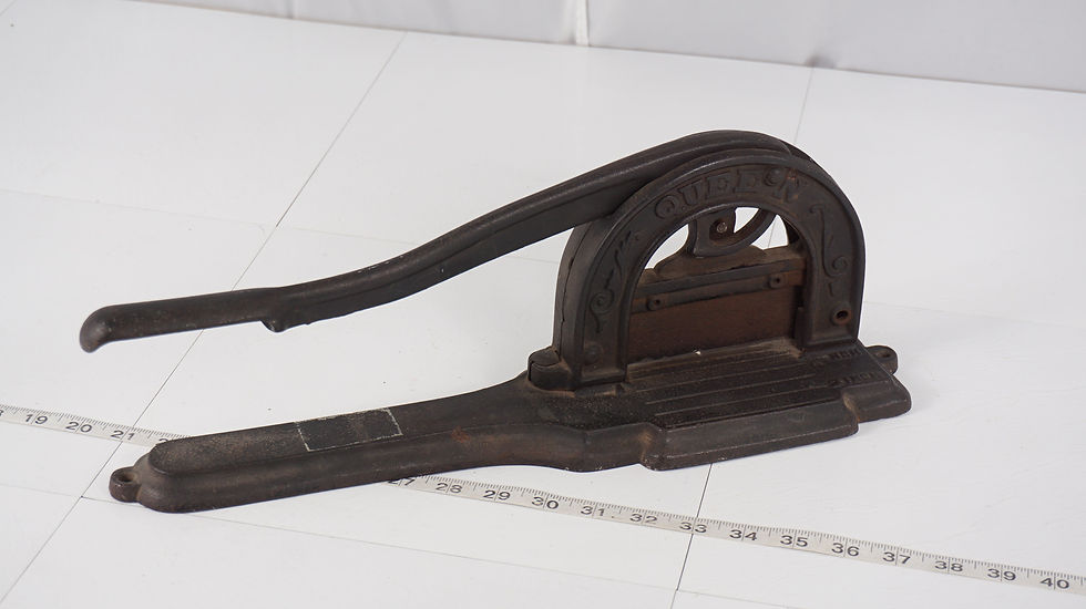 Thumbnail: Cast Iron Queen Tobacco Cutter