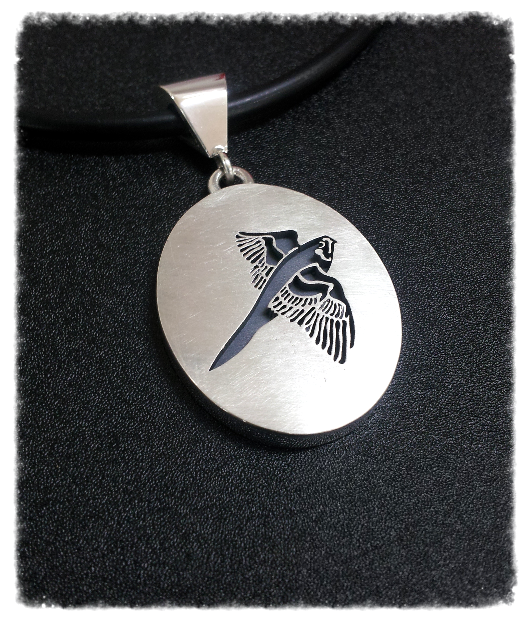 Silver bird pendant