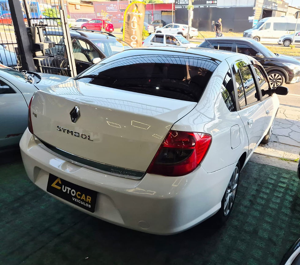 Miniatura: Renault Symbol Expression 1.6 - Ano 2011