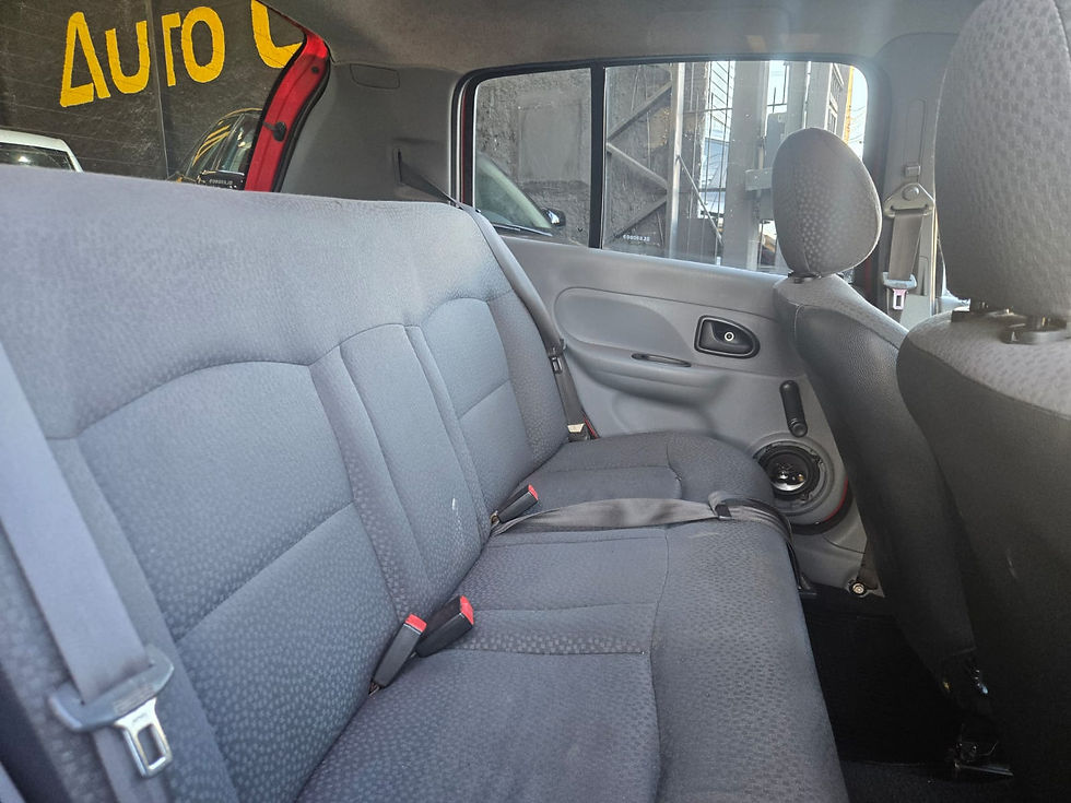 Miniatura: Renault Clio- Ano 2011