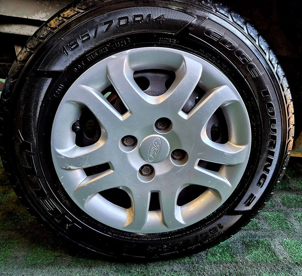 Miniatura: Ford Courier 1.6 - Ano 2002