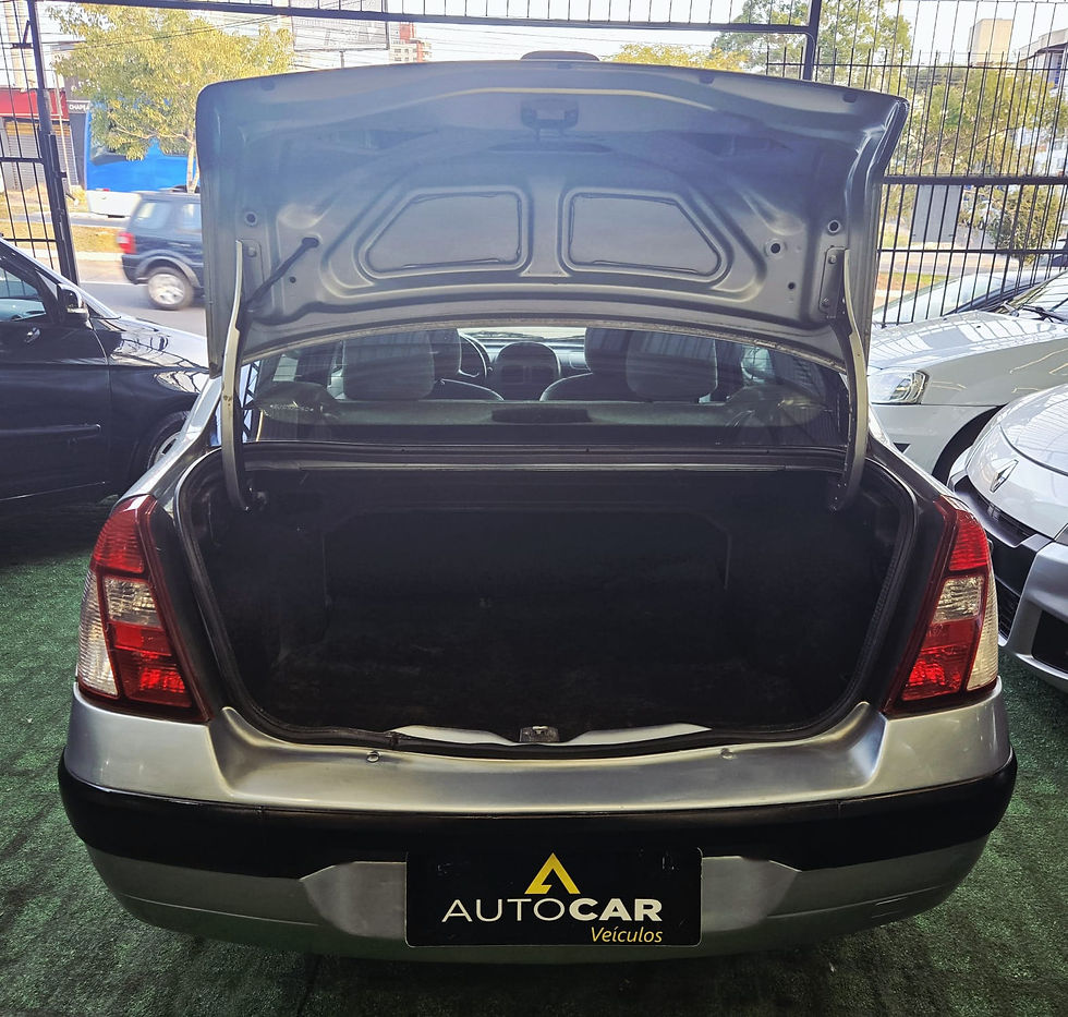 Miniatura: Clio Sedan Privilege 1.6- Ano 2006