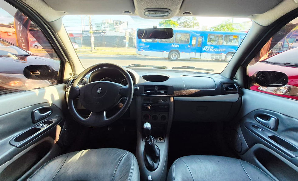 Miniatura: Renault Symbol Expression 1.6 - Ano 2011