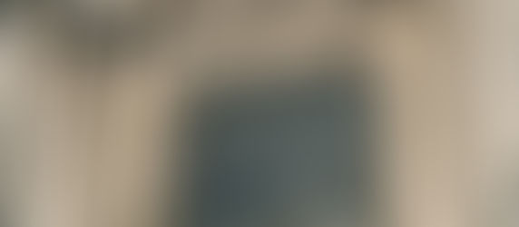 Kundalini représentée sur l’un des porches de l’église Saint Lazare d’Avallon