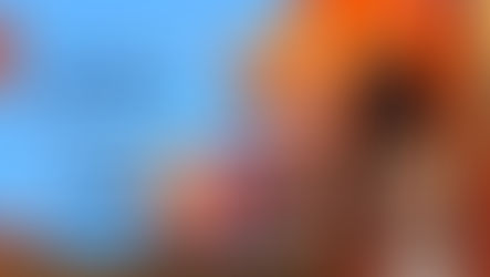 mulher falando sobre seu negócio Égua do Mingau