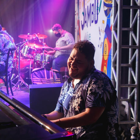 Pianista de sucesso, Davi Benítez é referência musical no Pará