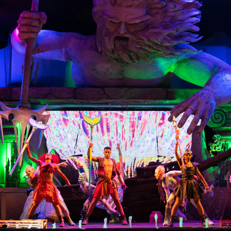 Hopi Hari tem programação noturna para curtir o feriado