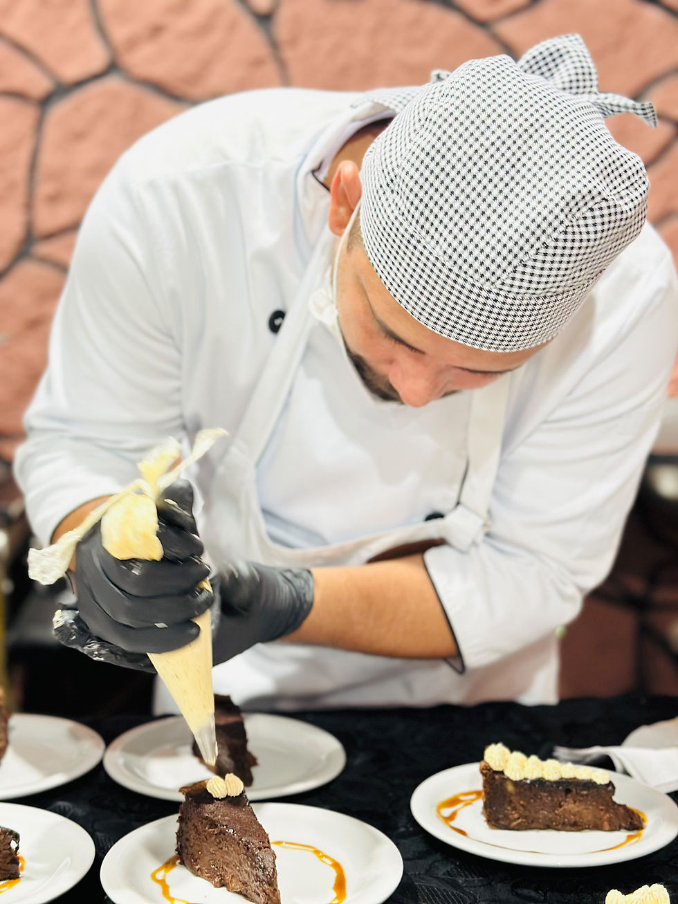 Existe algo na gastronomia que nenhuma ficha técnica consegue registrar completamente: a memória de quem aprendeu a cozinhar com os antigos