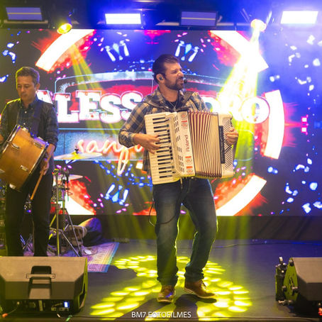 Viseu recebe Alessandro Sanfoneiro na Casa de Show Canta Galo