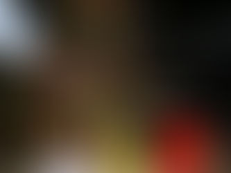 Cintia Abravanel expõe releitura de árvore de Natal no Terminal Pinheiros, em São Paulo