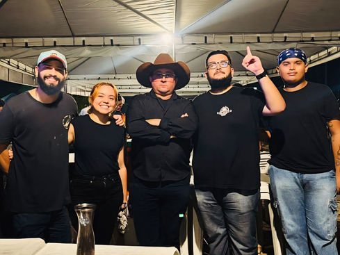 Defumação com Fofoca: o fôlego do Norte e Nordeste na fumaça de Éric Simas