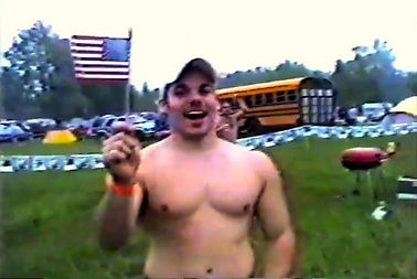 Mem_day_2000_465_311_int.jpeg