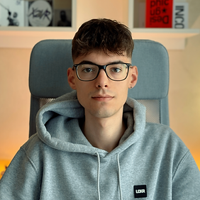 Nuova foto profilo (2).png