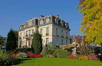 mairie Villiers.jpg