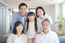 複数の専門科を併設し、ワンストップで幅広く対応