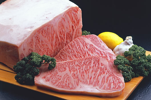 国産和牛販売の牛匠かぐら西友店