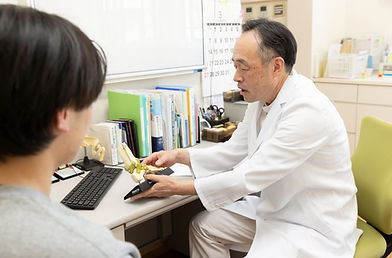 さとう整形外科 診察室