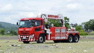 大型レッカー車