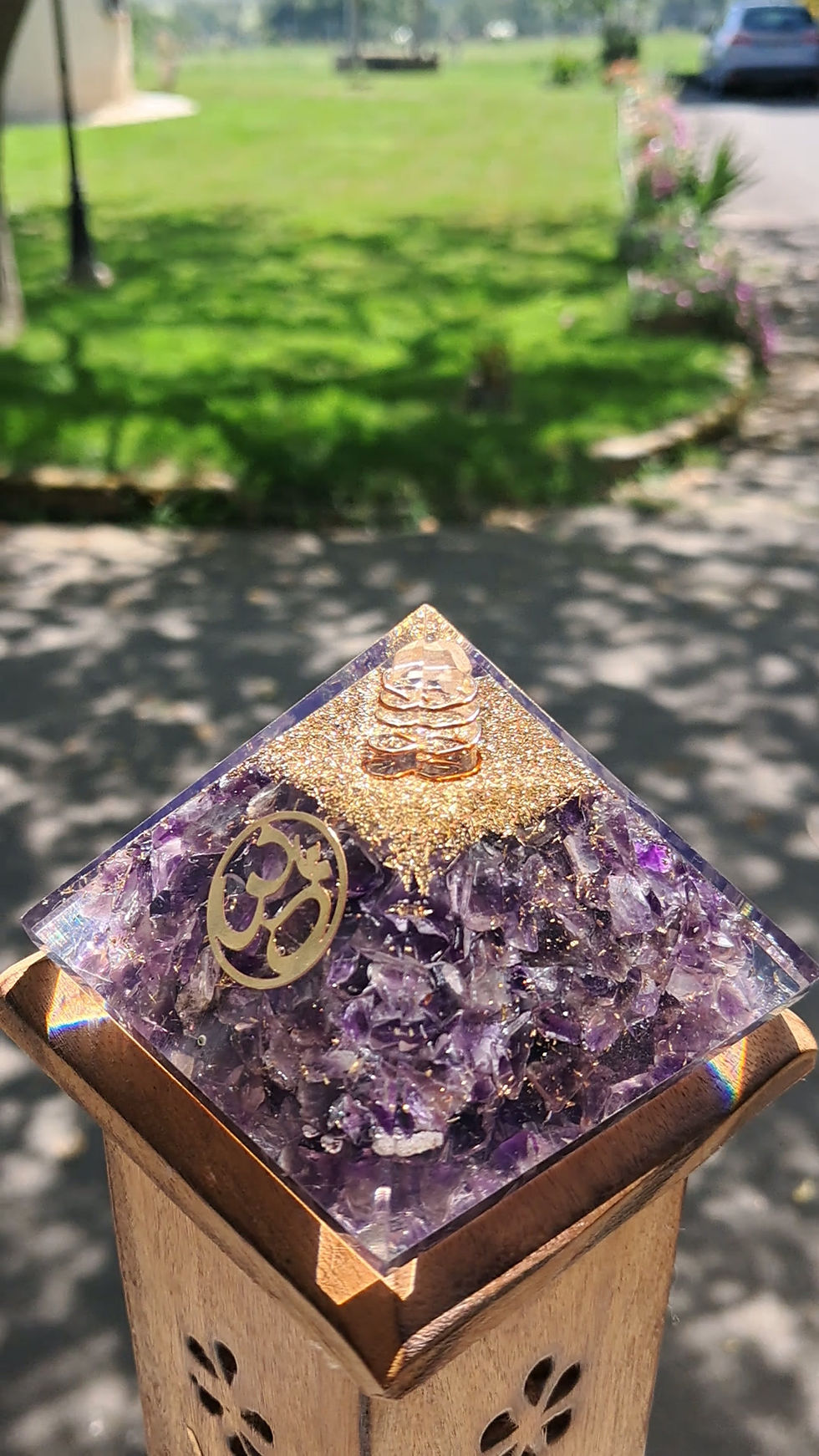Miniature : Pyramide Orgonite Améthyste et OM