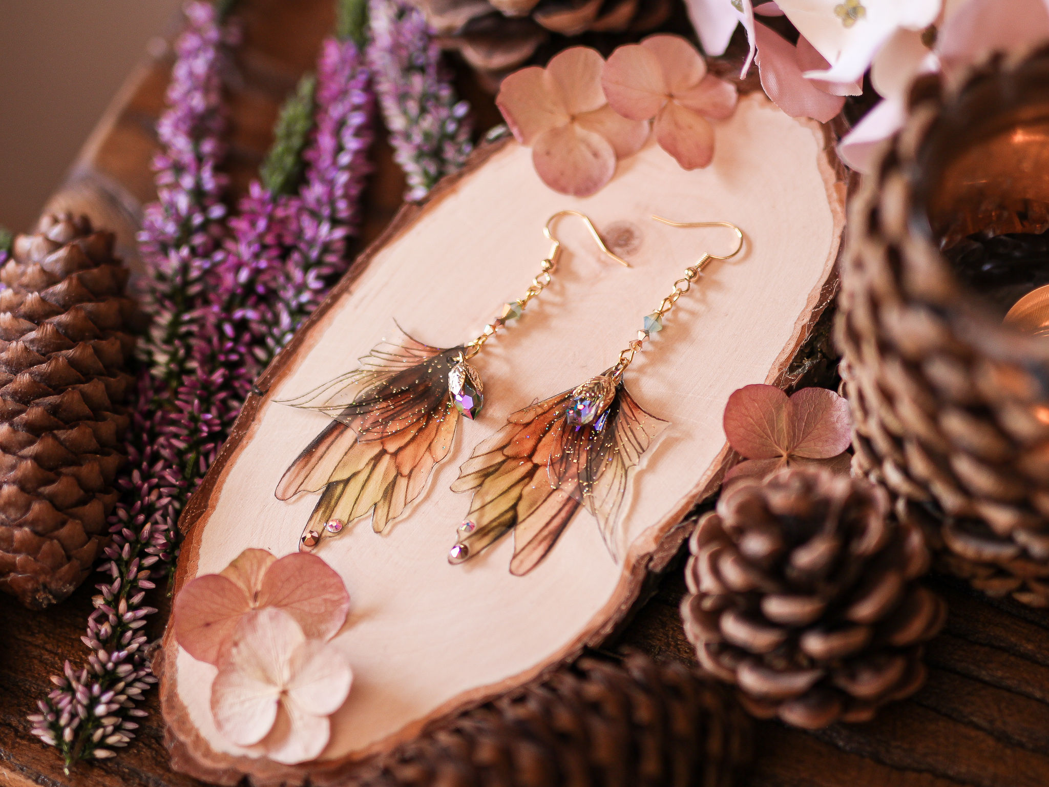 boucles d'oreilles bijoux ailes de fée papillon elfique elfe fantasy féerique automne vert ambre doré