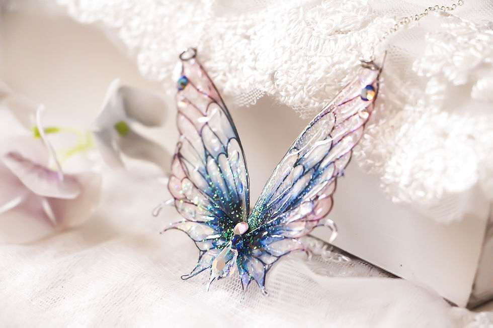 collier bijoux ailes de fée papillon nageoires de sirène elfique fantasy féerique couleur
