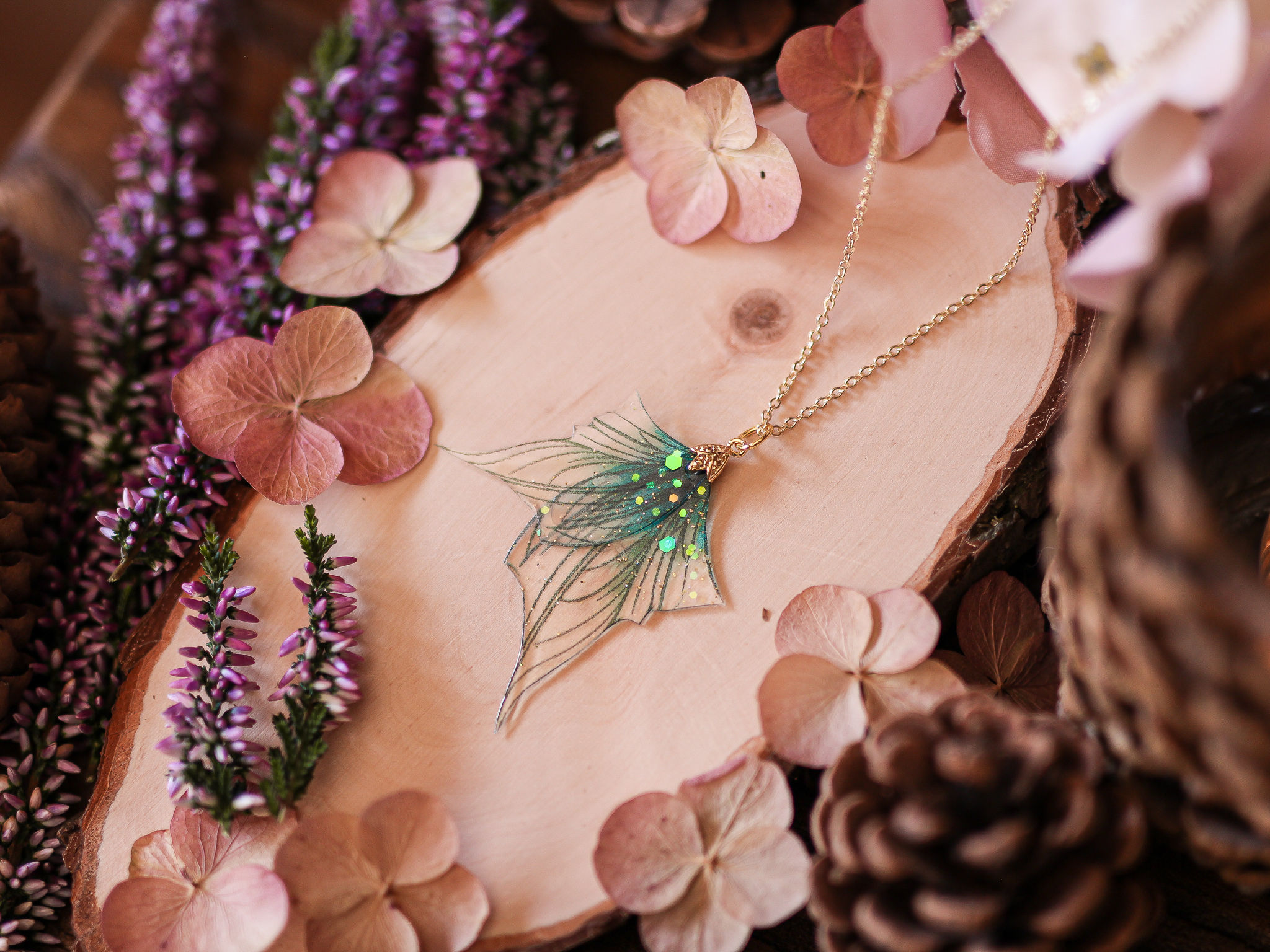 collier bijoux ailes de fée papillon elfique fantasy féerique sirène turquoise