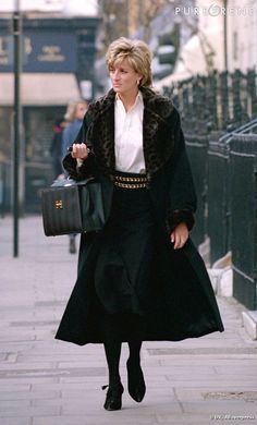 baf51e73e11cdd73e87a1e79b7c4b8bc--diana-photo-lady-diana-spencer