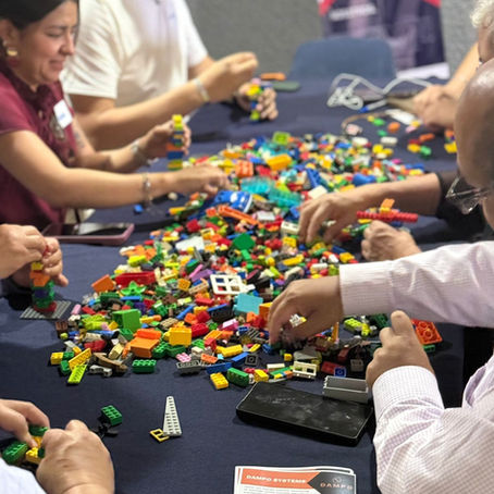 Construir para cuidarnos: Taller DAMPO “De la Vulnerabilidad a la Acción” con LEGO® Serious Play®