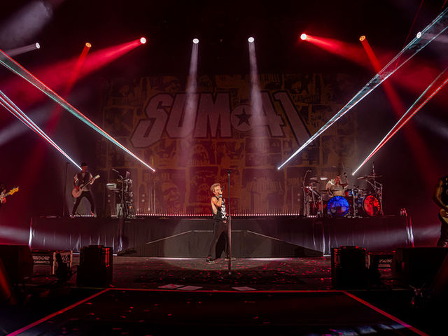 Sum 41 Photo Gallery Arizona Financial Theater Phoenix, AZ