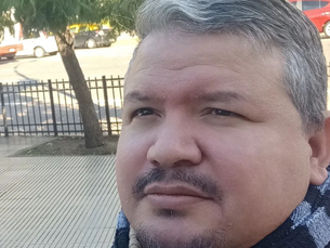 Juan Ortiz (Venezuela), escritor y editor