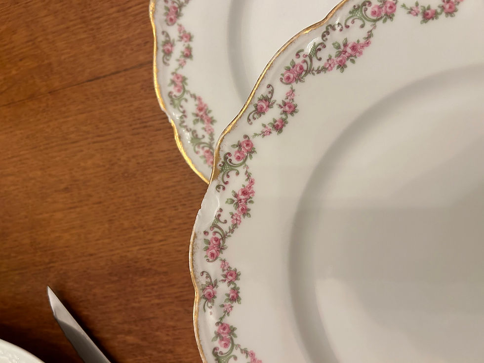 Miniature : Service en porcelaine de Limoges 
