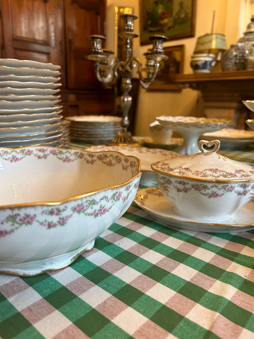 Miniature : Service en porcelaine de Limoges 