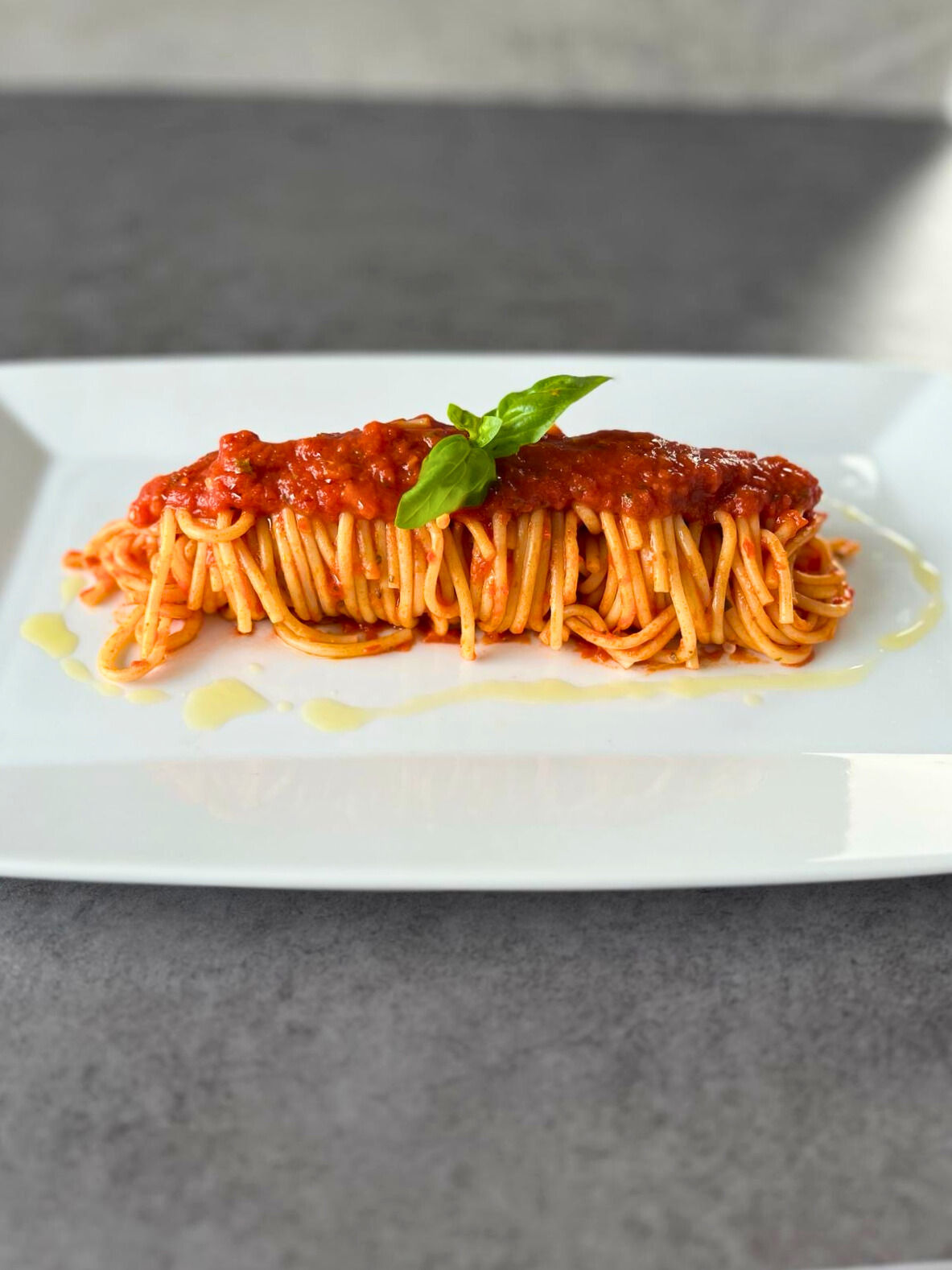 Spaghetti with Tomato Sauce