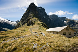 Mackinnon Pass Hut